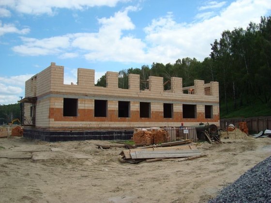 строительство здания из керамоблоков