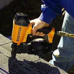 krovel'nyy-pnevmopistolet-bostitch-batis.com.ua